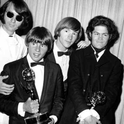 The Monkees, un grupo que comenzó siendo una estafa musical, tuvo a Jimi Hendrix de telonero y se convirtieron en fenómeno de ventas