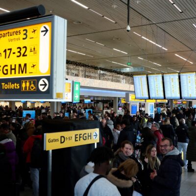 advierten que los nuevos controles electrónicos de pasaportes podrían generar colas de hasta 4 horas