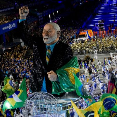 un homenaje a Lula Da Silva encendió la polémica en Brasil a meses de las elecciones