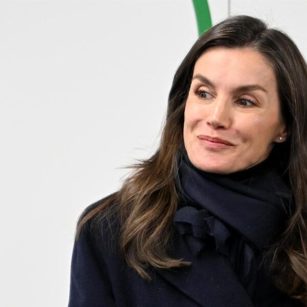 La reina Letizia llama a humanizar la atención a las personas con cáncer en tiempos donde «se pone en duda» la empatía