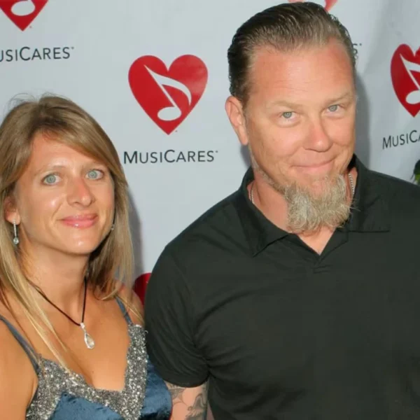 La ex mujer de James Hetfield cuestionó duramente su compromiso tras el anuncio