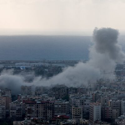 a un mes de iniciado el conflicto, las fuerzas israelíes abatieron a dos altos mandos de Hezbollah en Beirut