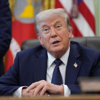 Aseguran que Trump evalúa quitar el apoyo al Reino Unido por Malvinas y hubo una fuerte reacción en Gran Bretaña