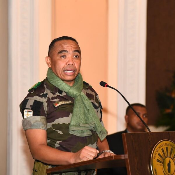 Madagascar declara ‘persona non grata’ a empleado de la Embajada francesa por «actos de desestabilización»