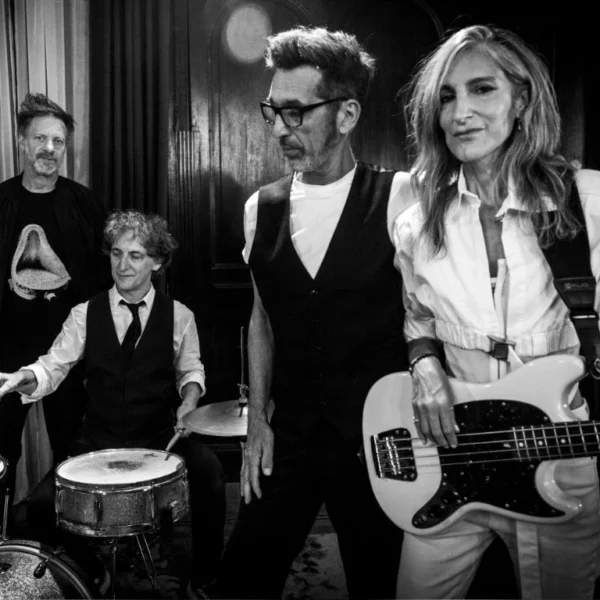 La Portuaria presenta disco nuevo: «La vida en la tierra»