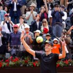 Jannik Sinner, a la final de Roma tras la polémica y la reanudación