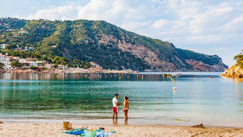 6 playas de España para descansar en el verano europeo 2026