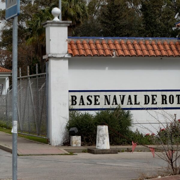 Renovado el acuerdo de las bases militares de Rota y Morón